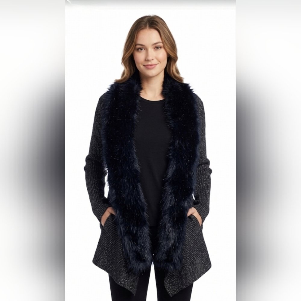 NWOT Lauren Michelle Dark Grey Sweater with Black Furry Trim. size:XL